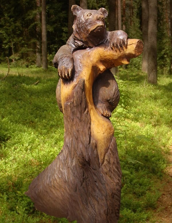 Как вырезать из дерева медведя: описание, инструменты, финишная обработка скульптуры
