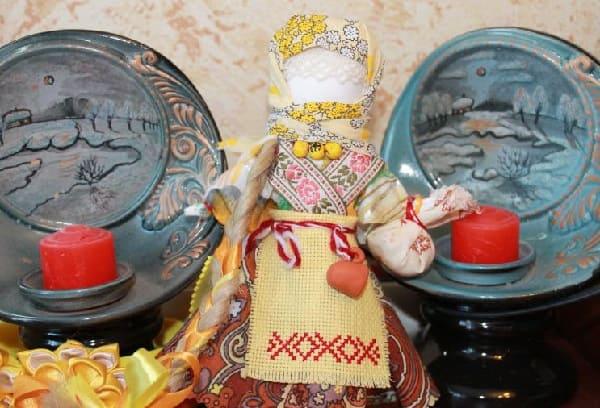 Публикация «Мастер-класс по изготовлению куклы „Берегиня“ из ткани» размещена в разделах